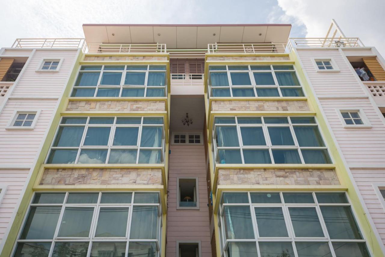 Oyo 75405 Ladda Place Bangkok Exterior photo